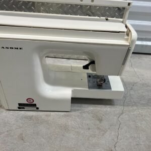 Janome Schoolmate S-3015 Sewing Machine w/ Cover the machine runs - Image 2
