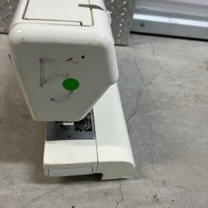 Janome Schoolmate S-3015 Sewing Machine w/ Cover the machine runs - Image 4